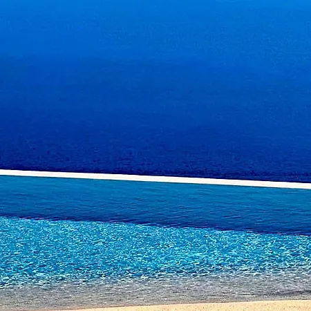 Agada & Adults Only Folégandros
