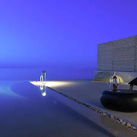 Agada & Adults Only 4*